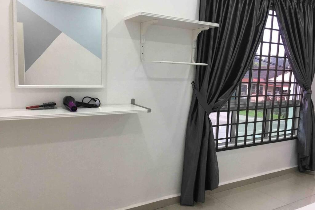 Villa 22Pax :Taman Pelangi Party House Nearby Midvelly à Johor Bahru Extérieur photo